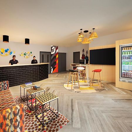 Hotel Faridabad Zewnętrze zdjęcie